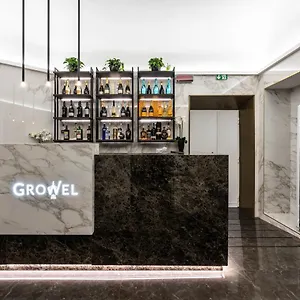 https://growel-exclusive-suites-san-pietro.it-romehotels.com
